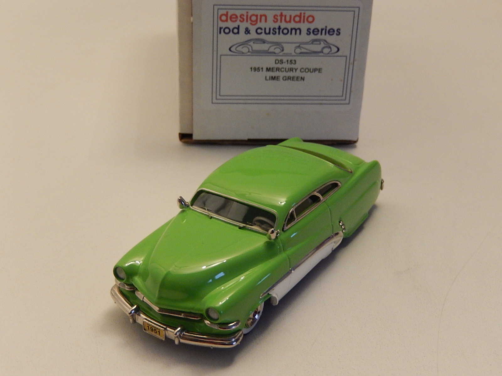 Motor City : Mercury Lime Green 1951  --> SOLD